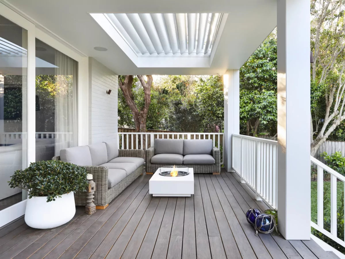 Martini 50 - Lifestyle Pergola